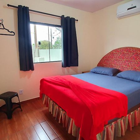 Proximo A Av Das Cataratas - Ar Condicionado - Estacionamento Privado Фос ду Игуасу Екстериор снимка