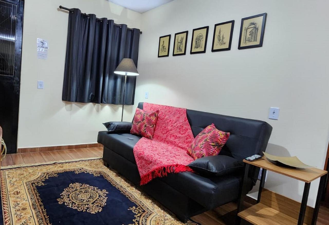 Proximo A Av Das Cataratas - Ar Condicionado - Estacionamento Privado Фос ду Игуасу Екстериор снимка